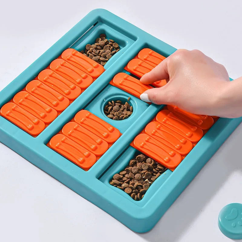 Luna™ Interactive Dog Training Mat with Treat Hiding Compartments