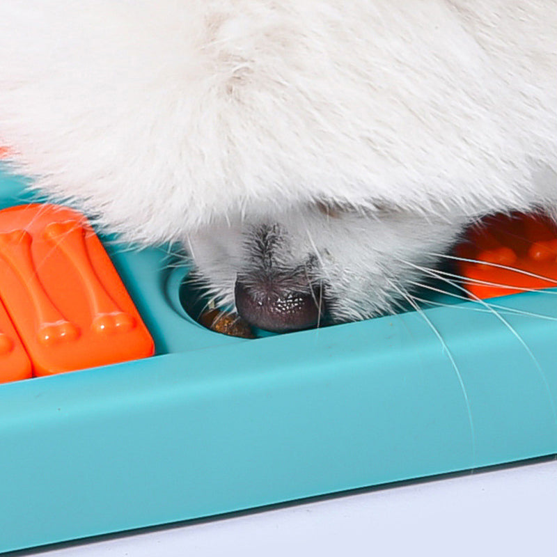 Luna™ Interactive Dog Training Mat with Treat Hiding Compartments