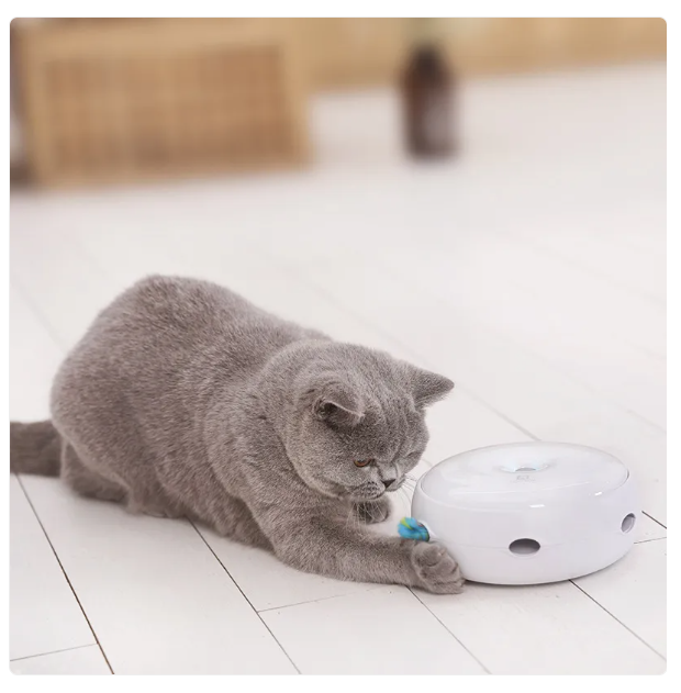 Milo™ Interactive Cat Toy – Automatic Rainbow Feather for Endless Play