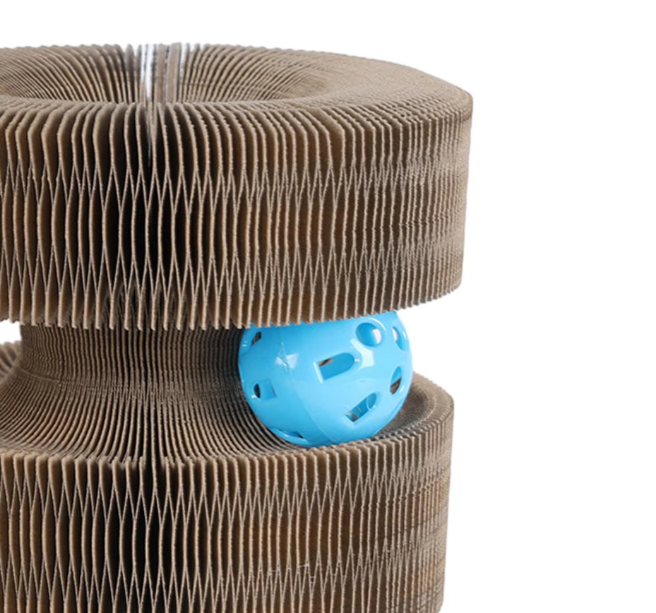 Misty™ Cat Scratching Tower with Interactive Balls