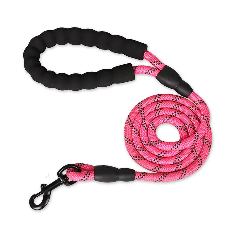 Urbanleash | Reinforced dog leash with padded handle for strong control