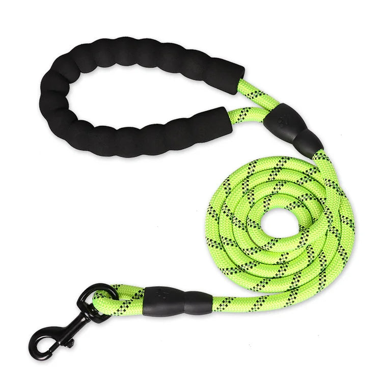 Urbanleash | Reinforced dog leash with padded handle for strong control
