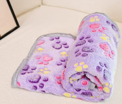 Milo™ Fleece Dog Blanket Warm cozy bed mat with paw print