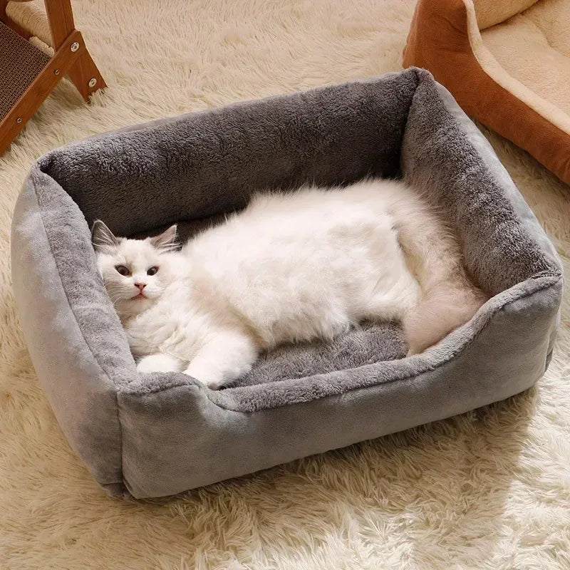 Luna™ Plush Cat Bed – Cozy Retreat for Purring Comfort
