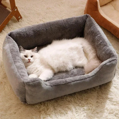Luna™ Plush Cat Bed – Cozy Retreat for Purring Comfort