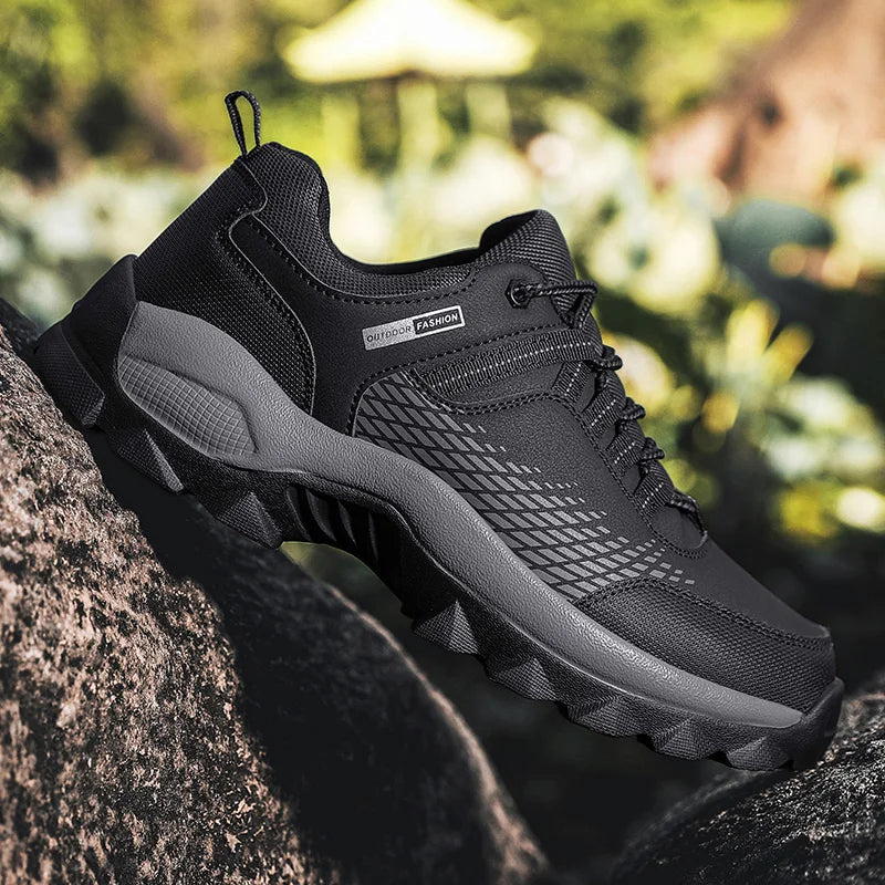 Men’s Hiking Sneakers – Lightweight Outdoor Leather Ankle Boots for Trekking & Walking