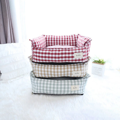 Milo™ Gingham Cotton Pet Bed – Cozy Comfort for Cats & Small Dogs