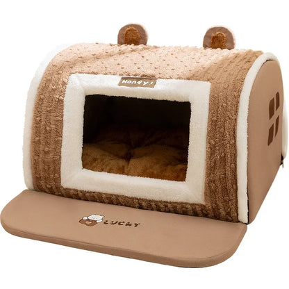 Daisy™ Pet House with Removable Mat and Portable Design