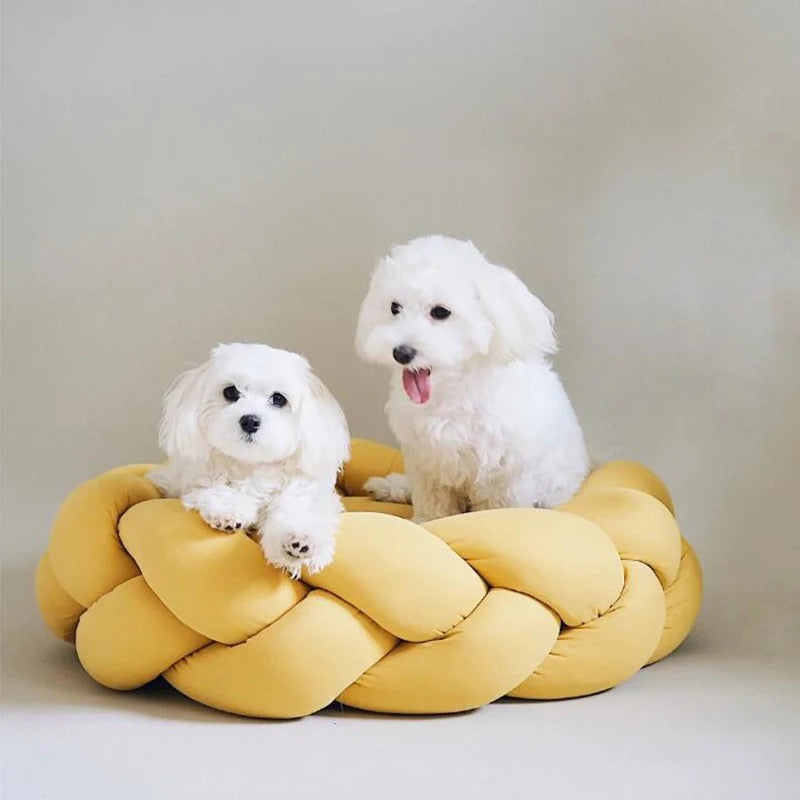 Bailey™ Luxury Dog Bed with Plush Cotton and Stylish Design