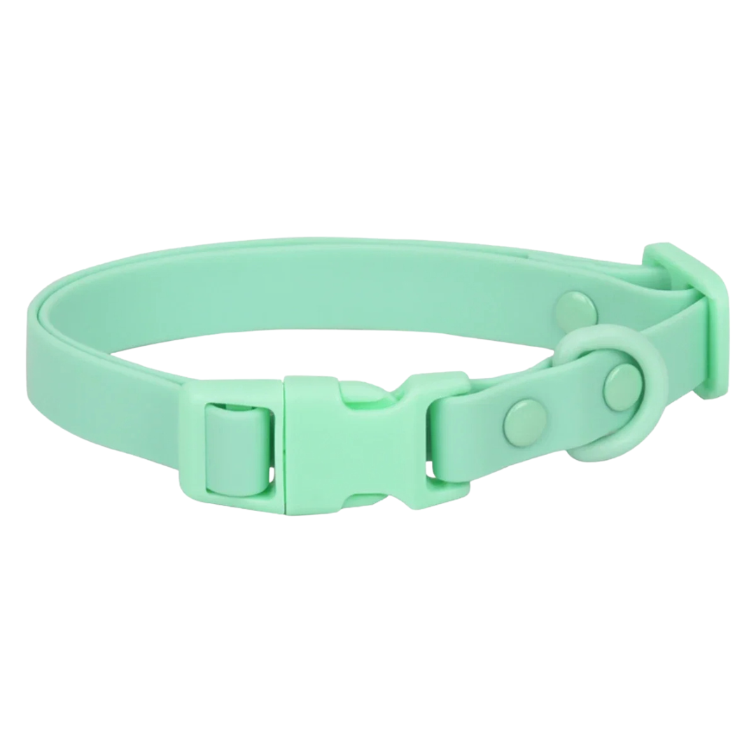 Clevaro | Waterproof breakaway dog collar with easy-clean surface