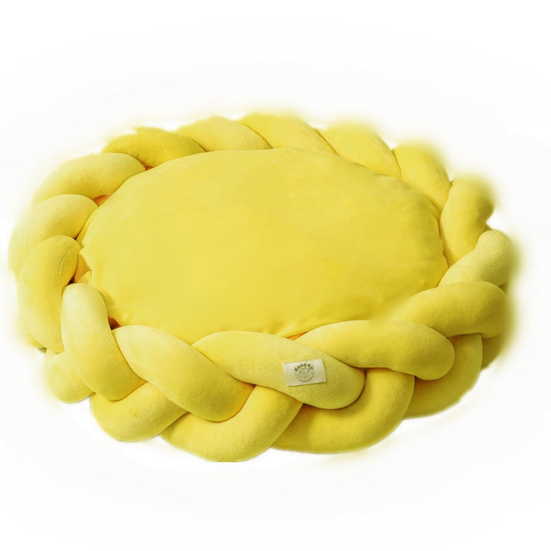 Bailey™ Luxury Dog Bed with Plush Cotton and Stylish Design