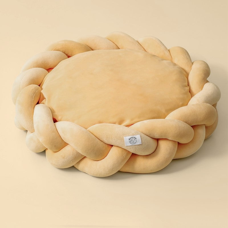 Bailey™ Luxury Dog Bed with Plush Cotton and Stylish Design