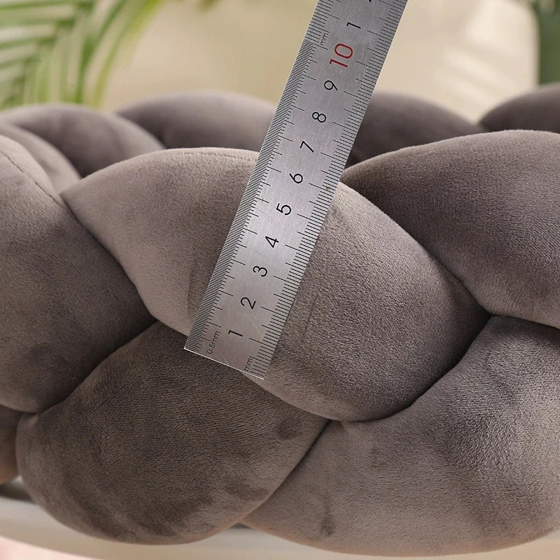 Bailey™ Luxury Dog Bed with Plush Cotton and Stylish Design