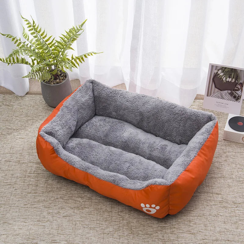 Rocky™ Square Pet Bed – Waterproof, Cozy & Supportive